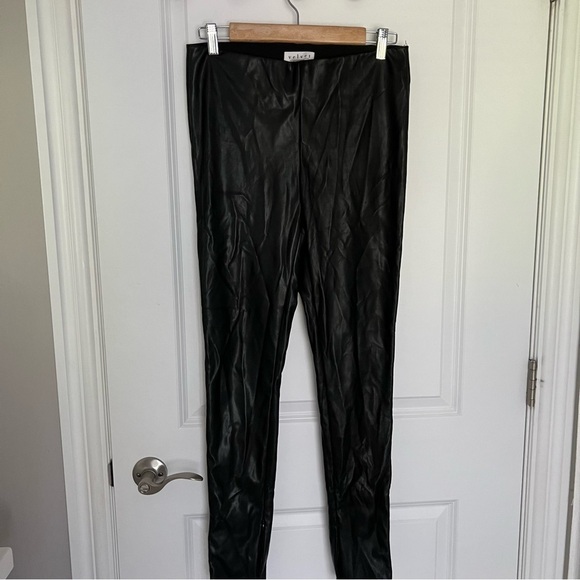 Velvet Berdine Faux Leather Leggings size  M - Picture 6 of 10
